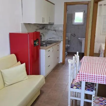 Gogi Apartment *