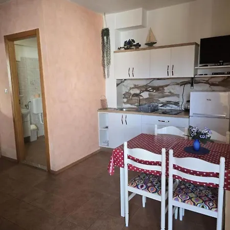 Apartment Gogi *