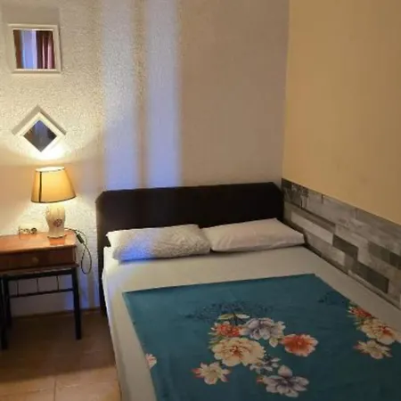 Gogi Apartment *